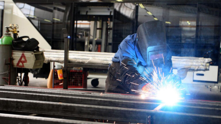 o_Gospodarska-djvu-1771338-k-hires-jpeg1_1024